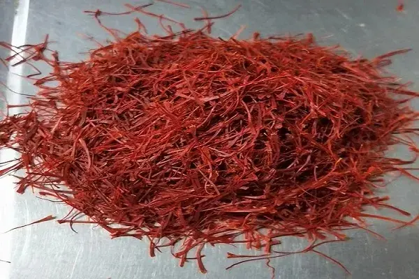 High-quality saffron shooting photos